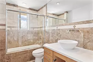 1000 Venetian Way, Miami, FL 33139 - Photo 33