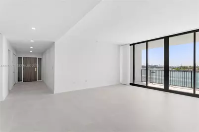 1000 Venetian Way #301/303, Miami, FL 33139 - Photo 3