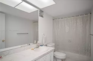 380 NW 69th Ave, Plantation, FL 33317 - Photo 13