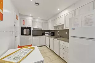 3901 S Ocean Dr, Hollywood, FL 33019 - Photo 7