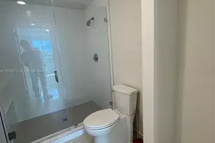 7875 NW 107th Ave, Doral, FL 33178 - Photo 31