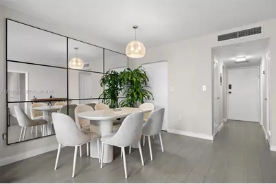 2899 Collins Ave #1624, Miami Beach, FL 33140 - Photo 5