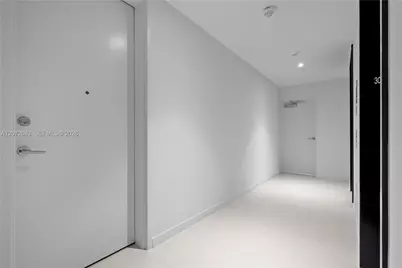 1400 Biscayne Blvd #3003, Miami, FL 33132 - Photo 17
