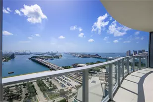 1400 Biscayne Blvd, Miami, FL 33132 - Photo 1