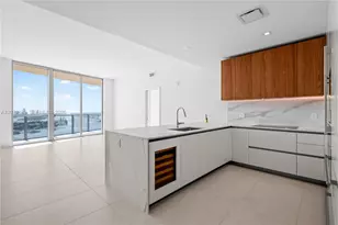 1400 Biscayne Blvd, Miami, FL 33132 - Photo 5