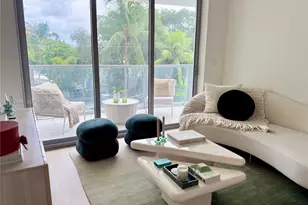 13800 Highland Dr, North Miami Beach, FL 33181 - Photo 3