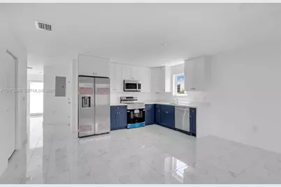 1629 NW 40th St, Miami, FL 33142 - Photo 5