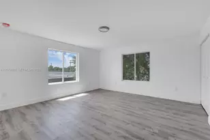 1629 NW 40th St, Miami, FL 33142 - Photo 13