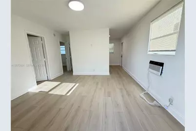 305 NW 1st Ave #4, Hallandale Beach, FL 33009 - Photo 5