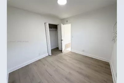 305 NW 1st Ave #4, Hallandale Beach, FL 33009 - Photo 11