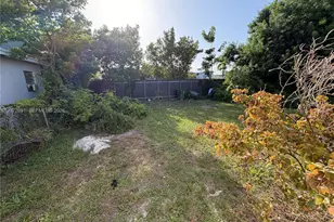 305 NW 1st Ave, Hallandale Beach, FL 33009 - Photo 19