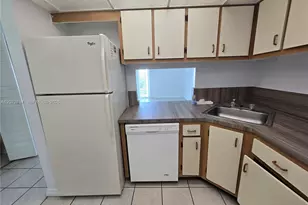 801 NW 47th Ave, Miami, FL 33126 - Photo 5