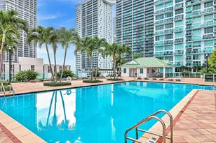 31 SE 5th St, Miami, FL 33131 - Photo 25