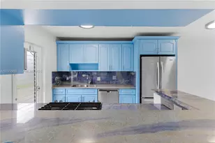 2700 NE 135th St, North Miami Beach, FL 33181 - Photo 23