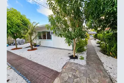3085 & 3083 SW 17th St, Miami, FL 33145 - Photo 17