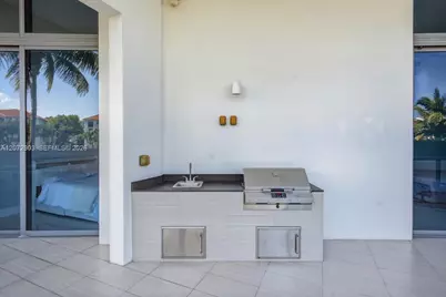 3250 NE 188th St #101, Aventura, FL 33180 - Photo 33