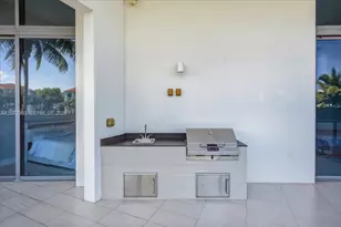3250 NE 188th St, Aventura, FL 33180 - Photo 33