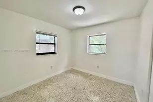 2460 NW 179th St, Miami Gardens, FL 33056 - Photo 5