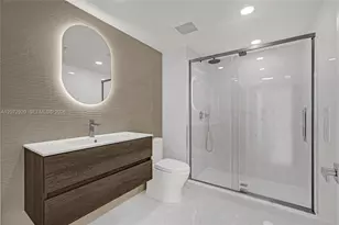 2775 NE 187th St, Aventura, FL 33180 - Photo 13