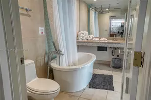 1036 Ocean Dr, Miami Beach, FL 33139 - Photo 9