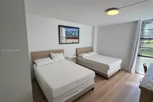 20500 W Country Club Dr, Aventura, FL 33180 - Photo 9