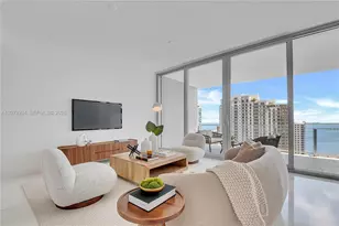 300 Biscayne Blvd Way, Miami, FL 33131 - Photo 7