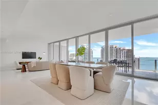 300 Biscayne Blvd Way, Miami, FL 33131 - Photo 13