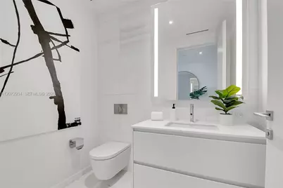 300 Biscayne Boulevard Way #2902E, Miami, FL 33131 - Photo 5