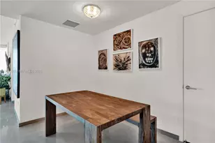 68 SE 6th St, Miami, FL 33131 - Photo 11