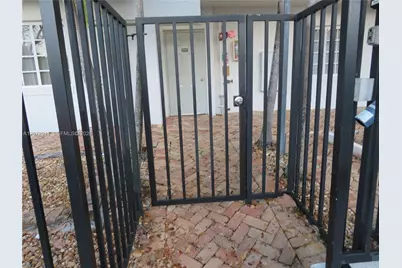3090 Bird Av #303, Coconut Grove, FL 33133 - Photo 9