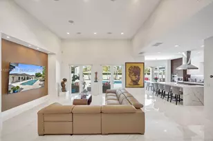 11390 SW 30th St, Miami, FL 33165 - Photo 11