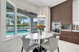11390 SW 30th St, Miami, FL 33165 - Photo 15