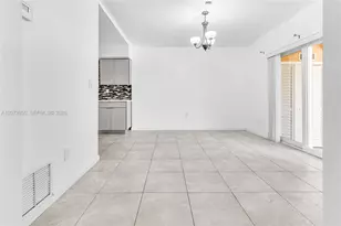 7407 Big Cypress Dr, Miami Lakes, FL 33014 - Photo 7