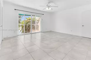 7407 Big Cypress Dr, Miami Lakes, FL 33014 - Photo 23