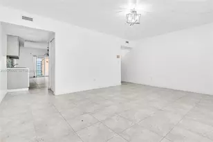 7407 Big Cypress Dr, Miami Lakes, FL 33014 - Photo 15