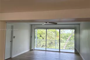 8380 Sands Point Blvd, Tamarac, FL 33321 - Photo 7