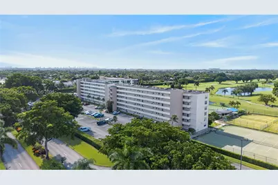 8900 Washington Blvd #409, Pembroke Pines, FL 33025 - Photo 27