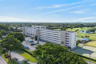 8900 Washington Blvd, Pembroke Pines, FL 33025 - Photo 27