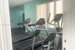 17901 NW 68th Ave, Hialeah, FL 33015 - Photo 31