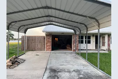 1052 Lake Carrie Dr, Lake Placid, FL 33852 - Photo 3