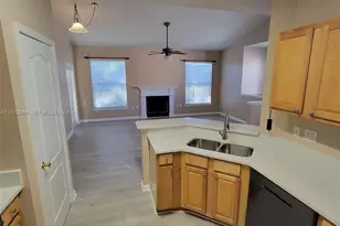 17962 Villa Creek Dr, Tampa, FL 33647 - Photo 5