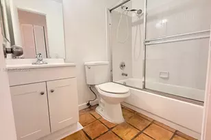 10452 NW 10th St, Pembroke Pines, FL 33026 - Photo 17