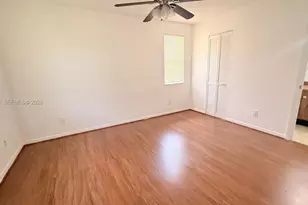 10452 NW 10th St, Pembroke Pines, FL 33026 - Photo 15