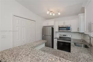 3390 NE 10th St, Homestead, FL 33033 - Photo 23