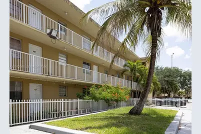 955 W 74 Street #207, Hialeah, FL 33012 - Photo 1