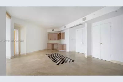 4775 Collins Ave #502, Miami Beach, FL 33140 - Photo 17