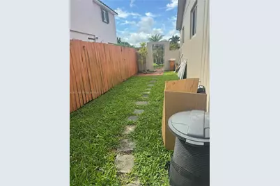 7741 SW 20th St, Miami, FL 33155 - Photo 21