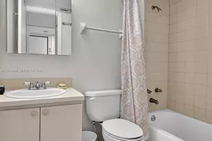 199 SW 12th Ave, Miami, FL 33130 - Photo 29