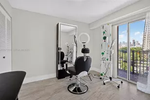 199 SW 12th Ave, Miami, FL 33130 - Photo 21