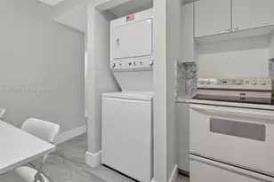 199 SW 12th Ave, Miami, FL 33130 - Photo 5